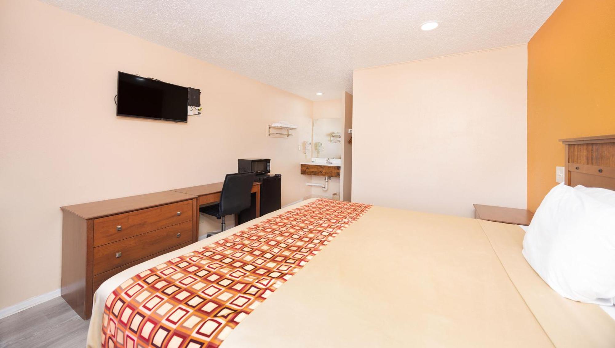 Regency Inn Hondo Dış mekan fotoğraf